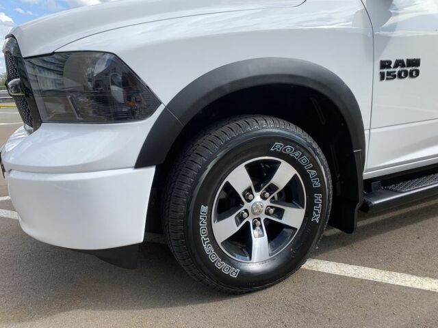 Белый Ram 1500, объемом двигателя 3.6 л и пробегом 52 тыс. км за 33333 $, фото 2 на Automoto.ua
