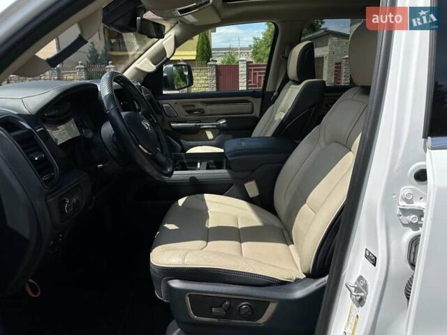 Белый Ram 1500, объемом двигателя 2.99 л и пробегом 93 тыс. км за 63000 $, фото 29 на Automoto.ua