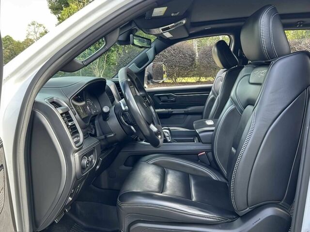 Ram 1500 2022 у Києві на Automoto.ua Білий Ram 1500, об'ємом двигуна 6.2 л та пробігом 30 тис. км за 20000 $, фото 8 на Automoto.ua