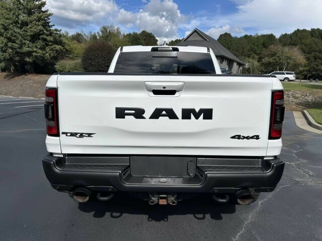 Ram 1500 2022 у Києві на Automoto.ua Білий Ram 1500, об'ємом двигуна 6.2 л та пробігом 30 тис. км за 20000 $, фото 4 на Automoto.ua