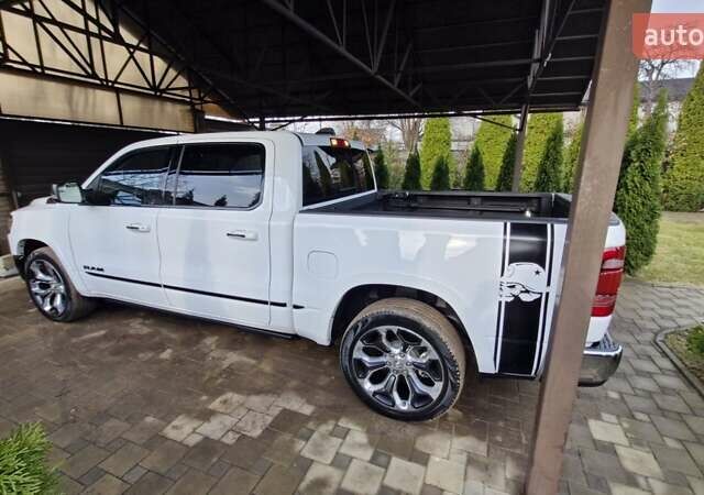 Белый Ram 1500, объемом двигателя 2.99 л и пробегом 44 тыс. км за 60000 $, фото 1 на Automoto.ua