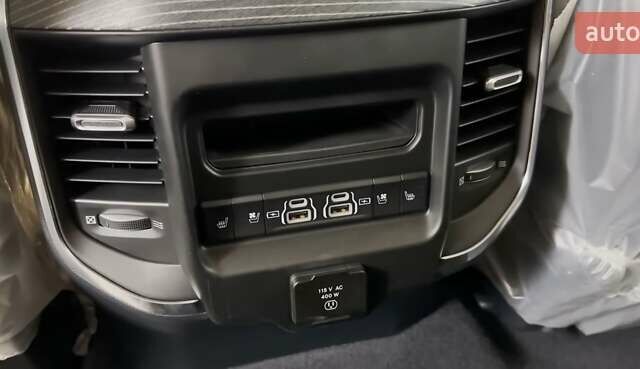 Белый Ram 1500, объемом двигателя 2.99 л и пробегом 44 тыс. км за 60000 $, фото 4 на Automoto.ua