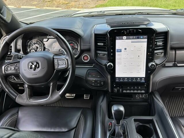 Ram 1500 2022 у Києві на Automoto.ua Білий Ram 1500, об'ємом двигуна 6.2 л та пробігом 30 тис. км за 20000 $, фото 9 на Automoto.ua