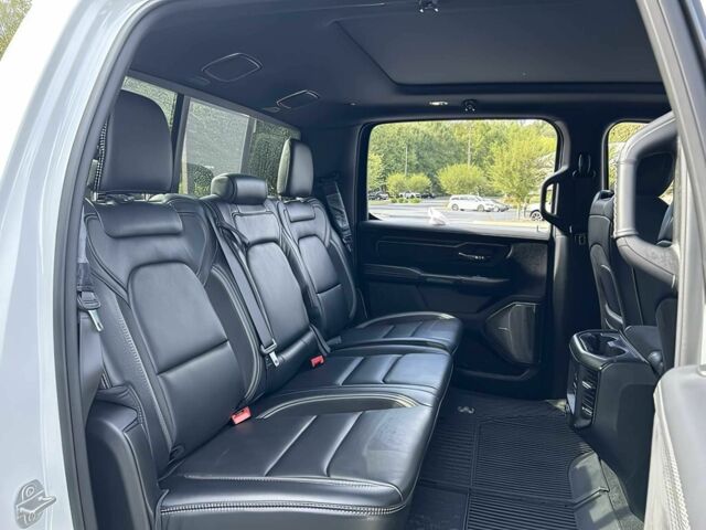 Ram 1500 2022 у Києві на Automoto.ua Білий Ram 1500, об'ємом двигуна 6.2 л та пробігом 30 тис. км за 20000 $, фото 13 на Automoto.ua