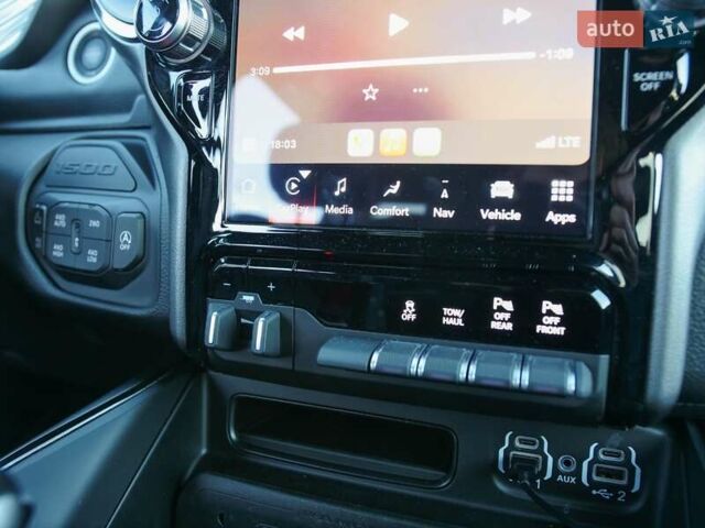 Ram 1500 2023 в Киеве на Automoto.ua Белый Ram 1500, объемом двигателя 5.65 л и пробегом 33 тыс. км за 80000 $, фото 12 на Automoto.ua