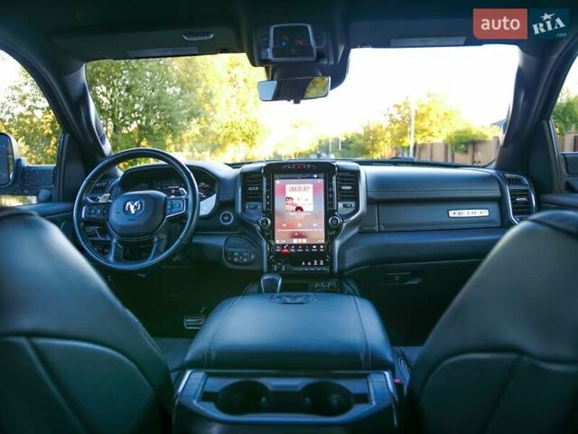 Ram 1500 2023 в Киеве на Automoto.ua Белый Ram 1500, объемом двигателя 5.65 л и пробегом 33 тыс. км за 80000 $, фото 11 на Automoto.ua