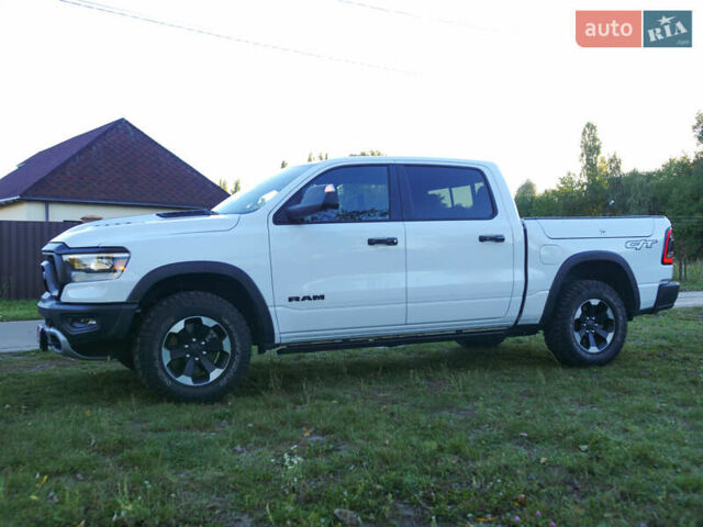 Белый Ram 1500, объемом двигателя 5.65 л и пробегом 33 тыс. км за 80000 $, фото 6 на Automoto.ua
