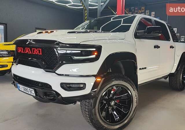 Білий Ram 1500, об'ємом двигуна 5.65 л та пробігом 17 тис. км за 84990 $, фото 14 на Automoto.ua