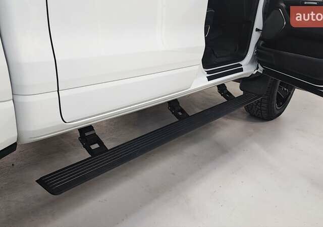 Білий Ram 1500, об'ємом двигуна 5.65 л та пробігом 17 тис. км за 84990 $, фото 45 на Automoto.ua