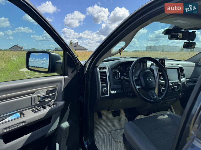 Черный Ram 1500, объемом двигателя 5.65 л и пробегом 146 тыс. км за 32999 $, фото 8 на Automoto.ua