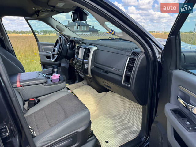 Черный Ram 1500, объемом двигателя 5.65 л и пробегом 146 тыс. км за 32999 $, фото 15 на Automoto.ua