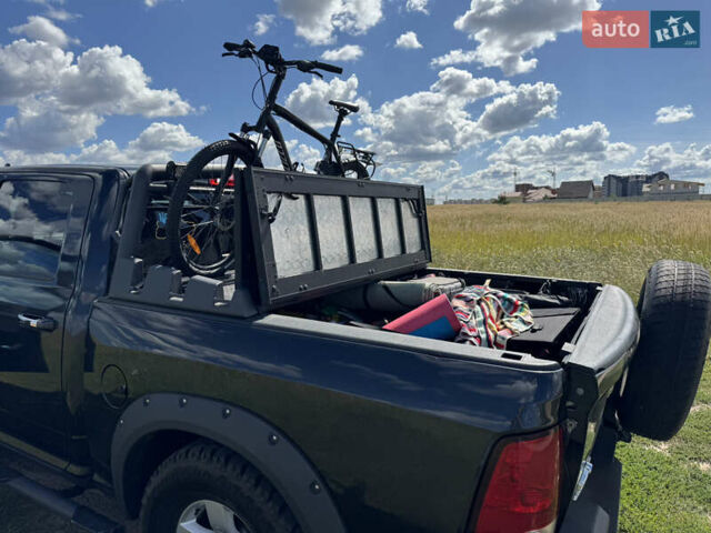 Черный Ram 1500, объемом двигателя 5.65 л и пробегом 146 тыс. км за 32999 $, фото 9 на Automoto.ua