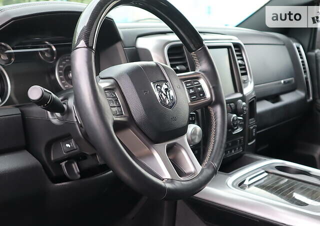 Черный Ram 1500, объемом двигателя 5.7 л и пробегом 63 тыс. км за 27000 $, фото 1 на Automoto.ua