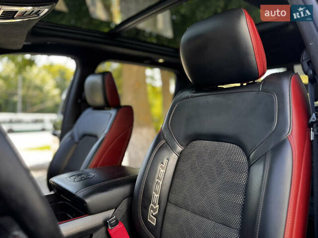 Чорний Ram 1500, об'ємом двигуна 5.7 л та пробігом 175 тис. км за 43995 $, фото 33 на Automoto.ua