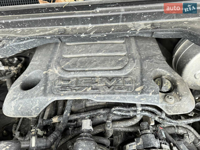 Чорний Ram 1500, об'ємом двигуна 5.7 л та пробігом 185 тис. км за 45000 $, фото 44 на Automoto.ua