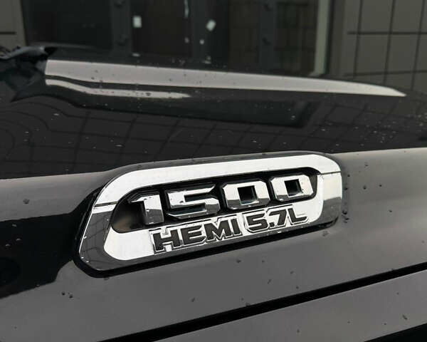 Черный Ram 1500, объемом двигателя 5.65 л и пробегом 85 тыс. км за 49999 $, фото 14 на Automoto.ua