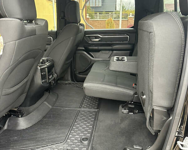 Черный Ram 1500, объемом двигателя 5.65 л и пробегом 85 тыс. км за 49999 $, фото 19 на Automoto.ua