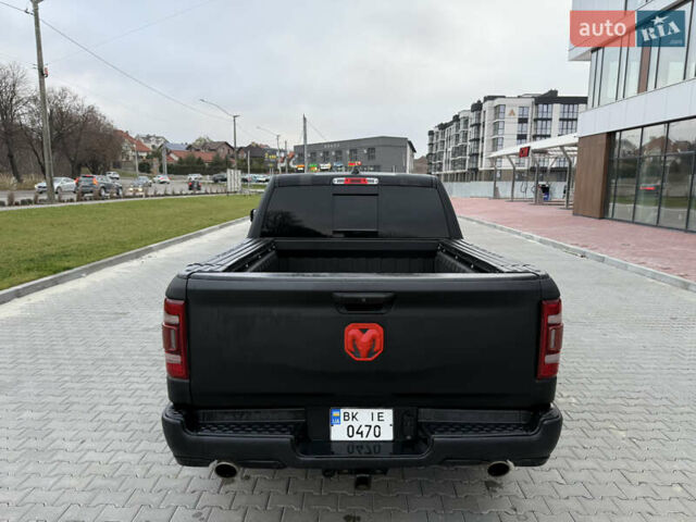 Чорний Ram 1500, об'ємом двигуна 5.7 л та пробігом 185 тис. км за 45000 $, фото 8 на Automoto.ua