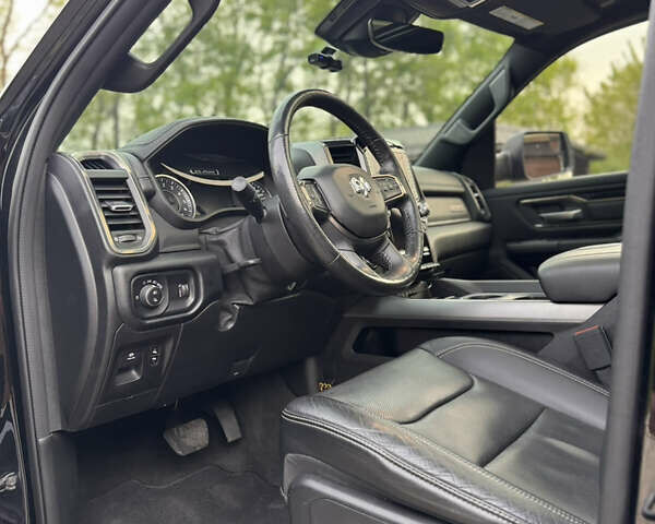 Черный Ram 1500, объемом двигателя 5.65 л и пробегом 55 тыс. км за 56000 $, фото 21 на Automoto.ua