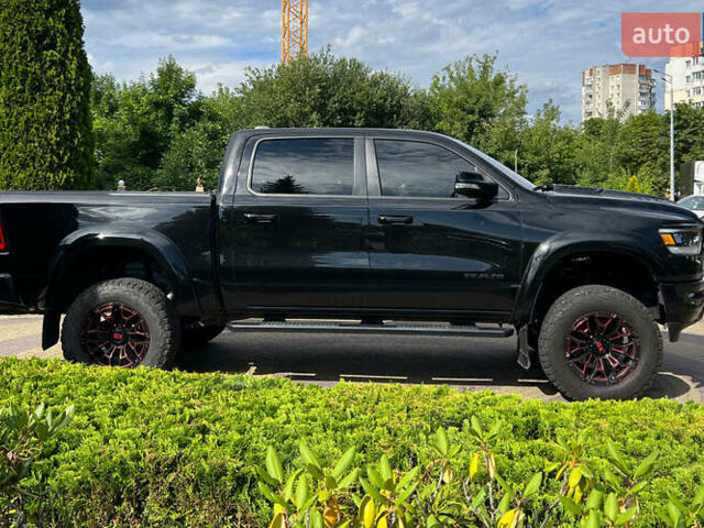 Черный Ram 1500, объемом двигателя 5.7 л и пробегом 57 тыс. км за 54900 $, фото 7 на Automoto.ua