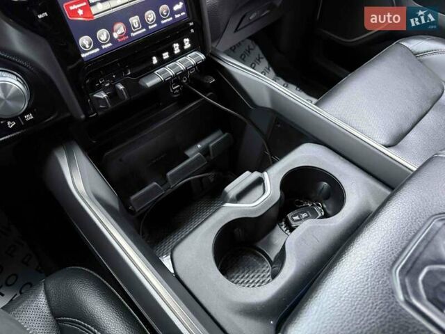 Чорний Ram 1500, об'ємом двигуна 5.7 л та пробігом 10 тис. км за 65900 $, фото 34 на Automoto.ua