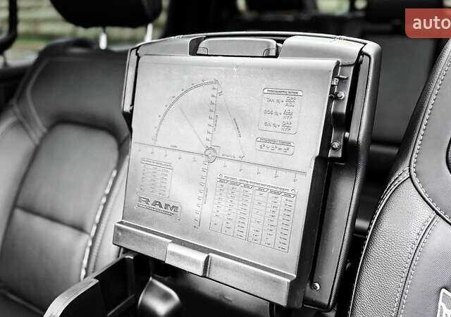 Ram 1500 2020 в Ровно на Automoto.ua Черный Ram 1500, объемом двигателя 2.99 л и пробегом 128 тыс. км за 64999 $, фото 72 на Automoto.ua