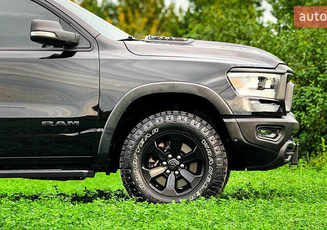 Ram 1500 2020 в Ровно на Automoto.ua Черный Ram 1500, объемом двигателя 2.99 л и пробегом 128 тыс. км за 64999 $, фото 8 на Automoto.ua