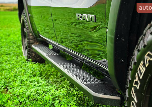 Ram 1500 2020 в Ровно на Automoto.ua Черный Ram 1500, объемом двигателя 2.99 л и пробегом 128 тыс. км за 64999 $, фото 15 на Automoto.ua