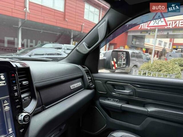 Чорний Ram 1500, об'ємом двигуна 5.7 л та пробігом 10 тис. км за 65900 $, фото 35 на Automoto.ua