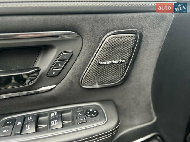 Черный Ram 1500, объемом двигателя 0 л и пробегом 61 тыс. км за 106000 $, фото 14 на Automoto.ua