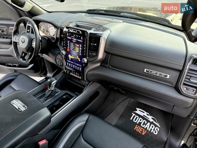 Ram 1500 2020 в Киеве на Automoto.ua Черный Ram 1500, объемом двигателя 0 л и пробегом 61 тыс. км за 109900 $, фото 37 на Automoto.ua