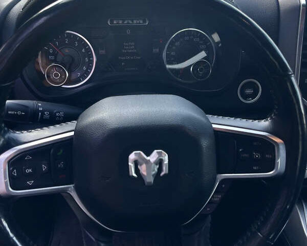 Черный Ram 1500, объемом двигателя 5.65 л и пробегом 140 тыс. км за 49000 $, фото 4 на Automoto.ua