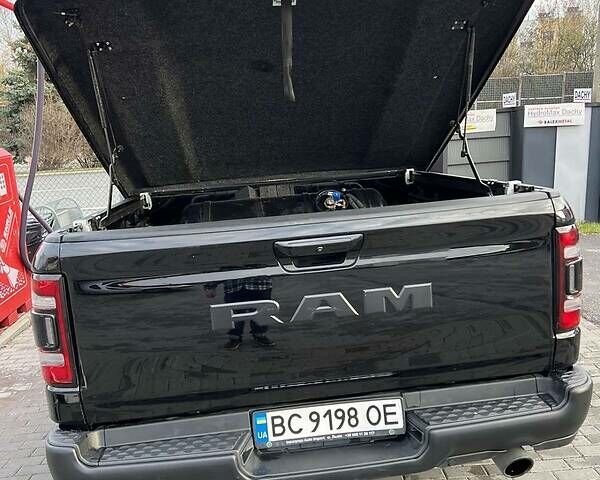 Чорний Ram 1500, об'ємом двигуна 5.7 л та пробігом 10 тис. км за 56000 $, фото 8 на Automoto.ua