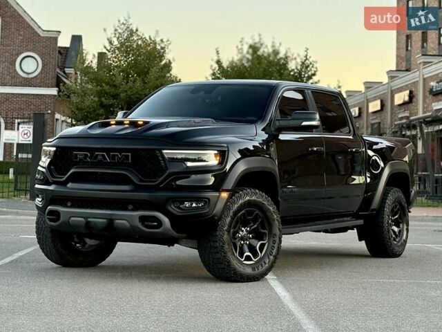 Ram 1500 2020 в Киеве на Automoto.ua Черный Ram 1500, объемом двигателя 0 л и пробегом 61 тыс. км за 109900 $, фото 3 на Automoto.ua