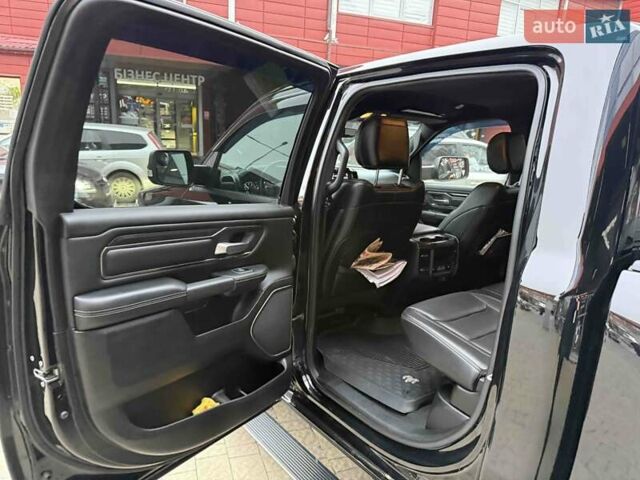 Чорний Ram 1500, об'ємом двигуна 5.7 л та пробігом 10 тис. км за 65900 $, фото 38 на Automoto.ua
