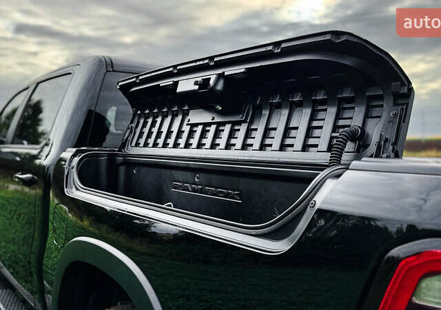 Ram 1500 2020 в Ровно на Automoto.ua Черный Ram 1500, объемом двигателя 2.99 л и пробегом 128 тыс. км за 64999 $, фото 25 на Automoto.ua