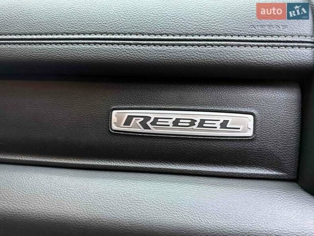 Чорний Ram 1500, об'ємом двигуна 5.7 л та пробігом 10 тис. км за 65900 $, фото 52 на Automoto.ua