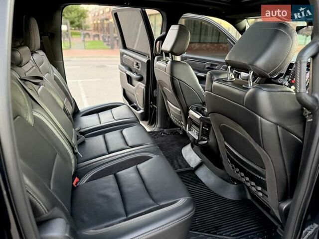 Ram 1500 2020 в Киеве на Automoto.ua Черный Ram 1500, объемом двигателя 0 л и пробегом 61 тыс. км за 109900 $, фото 45 на Automoto.ua