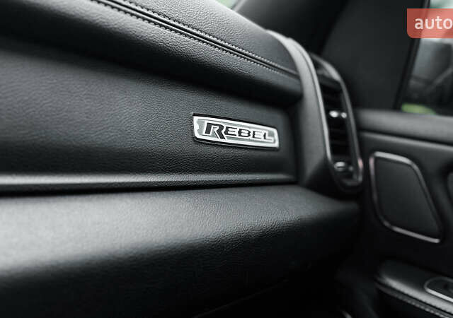 Ram 1500 2020 в Ровно на Automoto.ua Черный Ram 1500, объемом двигателя 2.99 л и пробегом 128 тыс. км за 64999 $, фото 69 на Automoto.ua