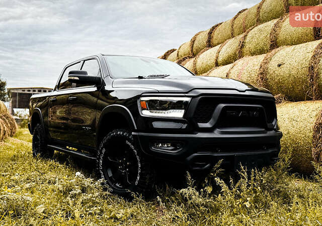 Ram 1500 2020 в Ровно на Automoto.ua Черный Ram 1500, объемом двигателя 2.99 л и пробегом 128 тыс. км за 64999 $, фото 44 на Automoto.ua