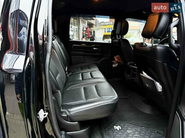 Чорний Ram 1500, об'ємом двигуна 5.7 л та пробігом 10 тис. км за 65900 $, фото 46 на Automoto.ua
