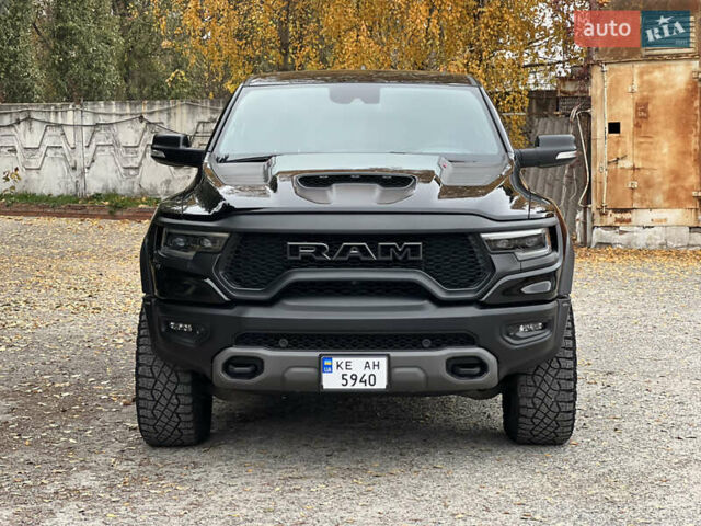 Черный Ram 1500, объемом двигателя 0 л и пробегом 61 тыс. км за 106000 $, фото 3 на Automoto.ua