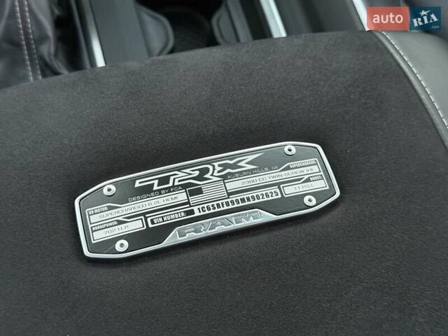 Ram 1500 2020 в Киеве на Automoto.ua Черный Ram 1500, объемом двигателя 0 л и пробегом 61 тыс. км за 109900 $, фото 65 на Automoto.ua