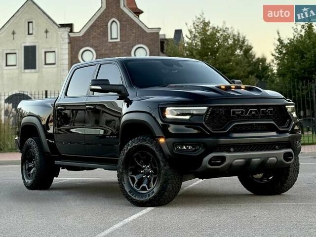 Ram 1500 2020 в Киеве на Automoto.ua Черный Ram 1500, объемом двигателя 0 л и пробегом 61 тыс. км за 109900 $, фото 27 на Automoto.ua