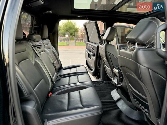 Ram 1500 2020 в Киеве на Automoto.ua Черный Ram 1500, объемом двигателя 0 л и пробегом 61 тыс. км за 109900 $, фото 44 на Automoto.ua