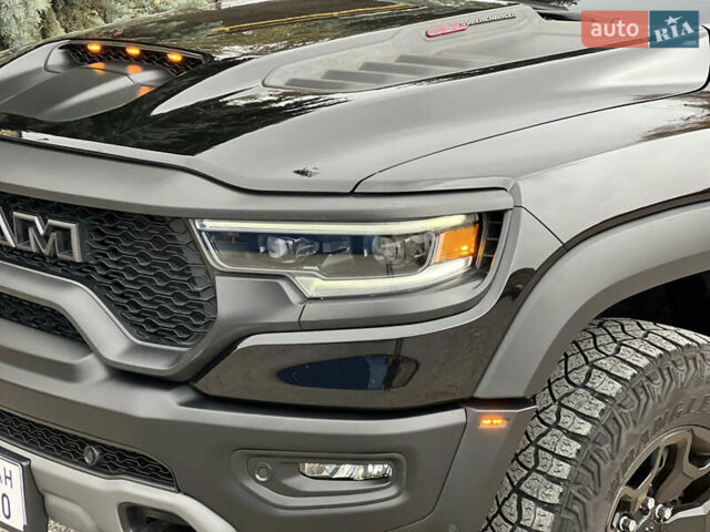 Черный Ram 1500, объемом двигателя 0 л и пробегом 61 тыс. км за 106000 $, фото 7 на Automoto.ua