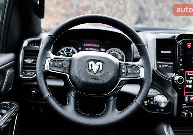 Ram 1500 2020 в Ровно на Automoto.ua Черный Ram 1500, объемом двигателя 2.99 л и пробегом 128 тыс. км за 64999 $, фото 61 на Automoto.ua