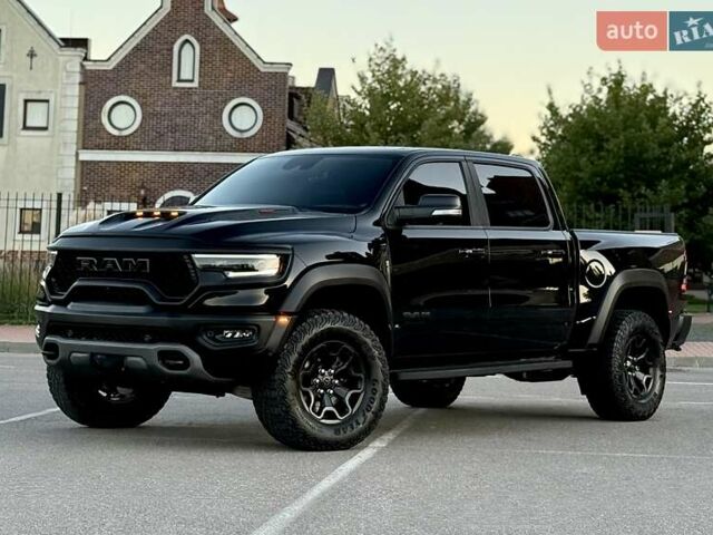 Ram 1500 2020 в Киеве на Automoto.ua Черный Ram 1500, объемом двигателя 0 л и пробегом 61 тыс. км за 109900 $, фото 5 на Automoto.ua