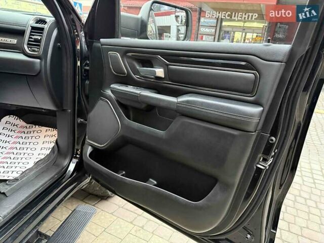 Чорний Ram 1500, об'ємом двигуна 5.7 л та пробігом 10 тис. км за 65900 $, фото 48 на Automoto.ua