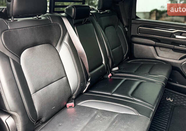 Ram 1500 2020 в Ровно на Automoto.ua Черный Ram 1500, объемом двигателя 2.99 л и пробегом 128 тыс. км за 64999 $, фото 53 на Automoto.ua
